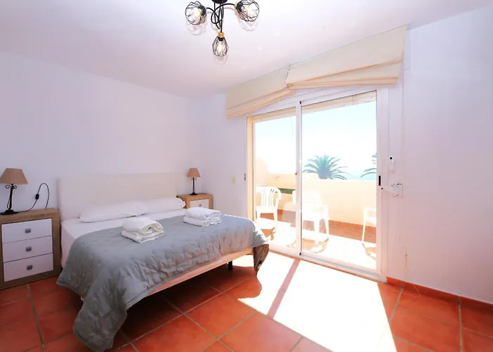 East Townhouse Lunimar Estepona