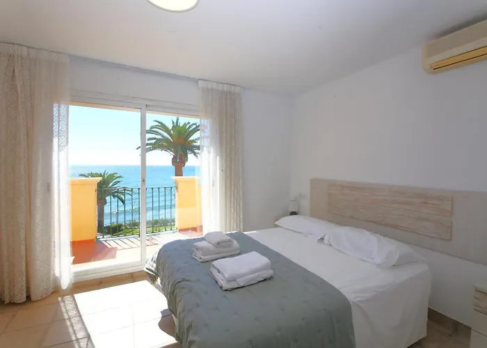 East Townhouse Lunimar * Estepona