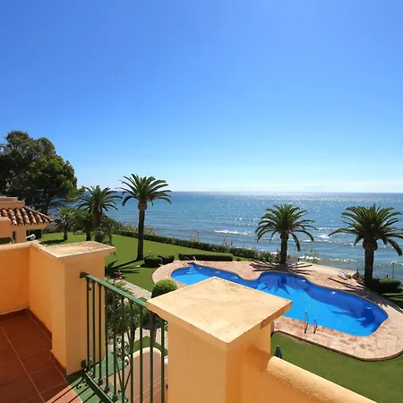 East Townhouse Lunimar Сasa de vacaciones Estepona