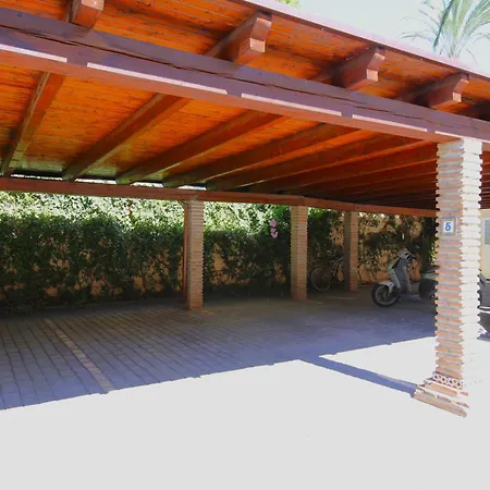 East Townhouse Lunimar